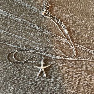 Silver starfish necklace
